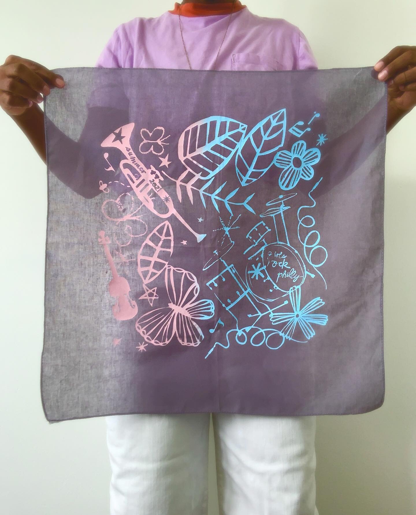 i&rsquo;m back!! 🎉 from a wonderful, relaxing, joy-filled summer break with the fam and so excited to share these beautiful split-fountain bandanas i printed for @girlsrockphilly! swipe ➡️ for detail shots
designed by the singular @kahyangni (always an honor to print their work) and printed in a pink and blue colorway to mirror the trans flag 🏳️&zwj;⚧️
i also had a blast doing live printing at their CARE Lab reunion event this past weekend (even in a heat wave!) and would love to do more live events &ndash; as the hectic energy of summer starts to mellow into fall, i&rsquo;ll be available for more custom work, so feel free to reach out! 
.
.
.
#screenprinting #silkscreen #girlsrock #philly #phillyartist #blackwomenofprint #smallbiz